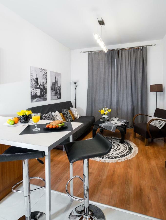 Cichy Apartament Obok Wawelu Tarlowska Cracovia Esterno foto
